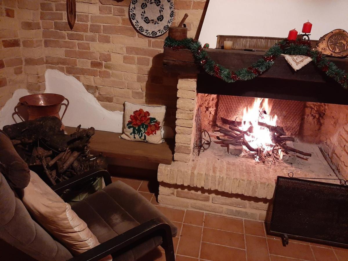 B&B La Casa In Campagna Collecorvino Extérieur photo