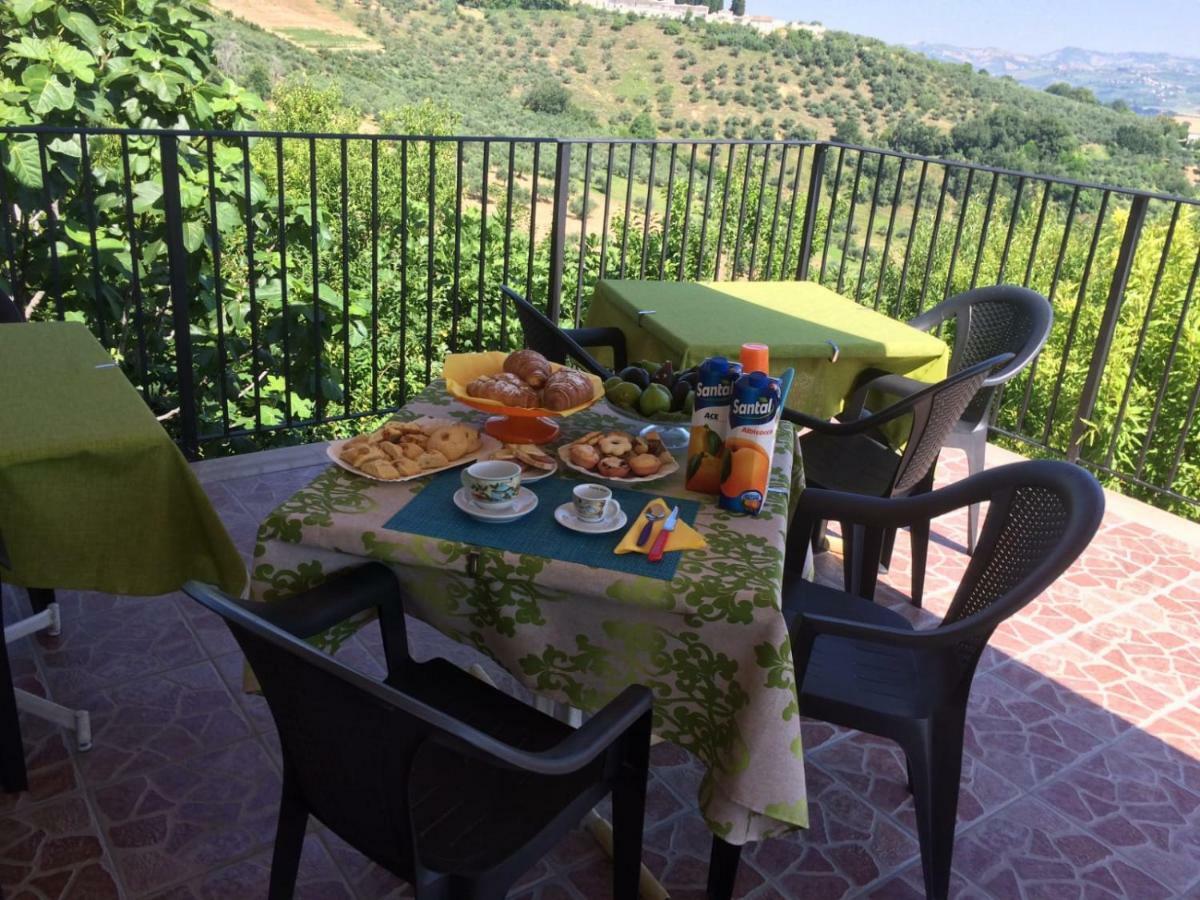 B&B La Casa In Campagna Collecorvino Extérieur photo
